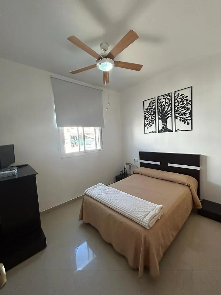 Hostal Cueva De Los Frailes Algamitas Guest house