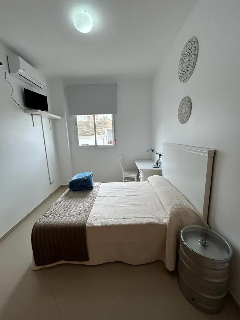 Guest house Hostal Cueva De Los Frailes Algamitas